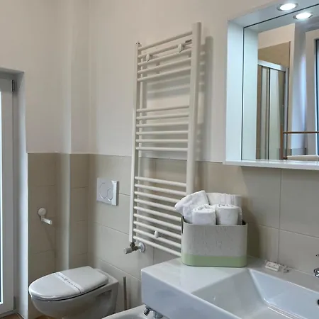 Central Apartment Appartement Matera