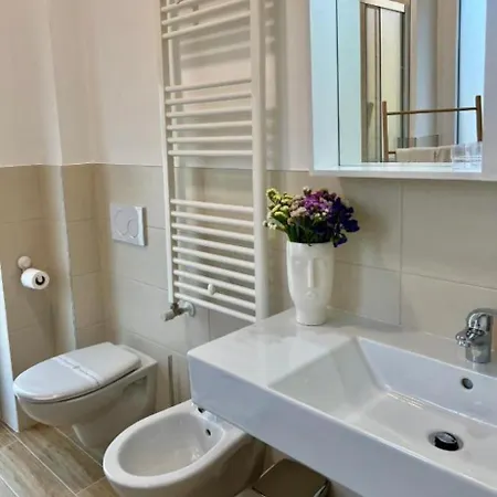 Central Apartment * 马泰拉