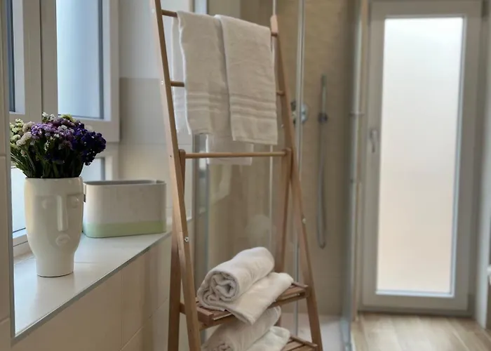 Central Apartment شقة ماتيرا